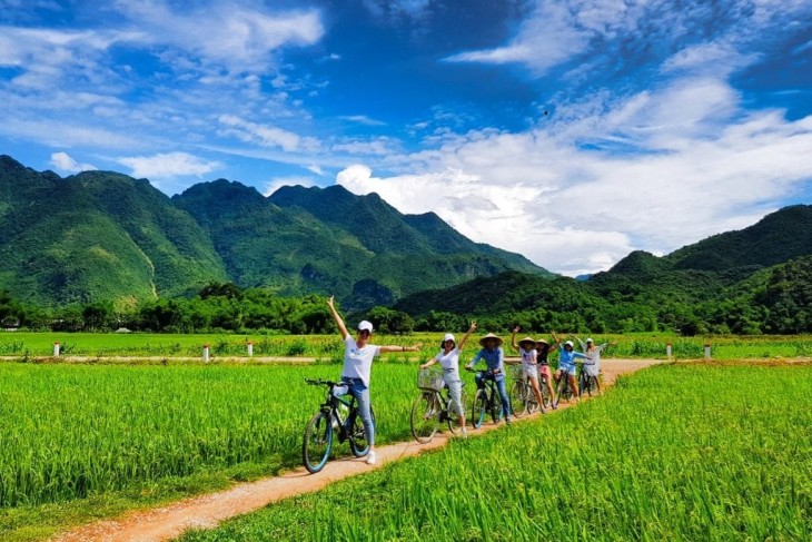 Top Best Ways To Travel From Hanoi To Mai Chau, Viet Nam Top Best Ways To Travel From Hanoi To Mai Chau, Viet Nam